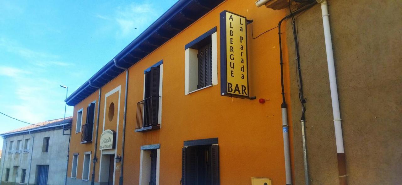 Albergue La Parada Reliegos Exterior foto